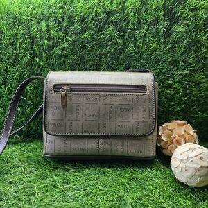 Tan Crossbody Bag with Geometric Pattern and Zipper Closure